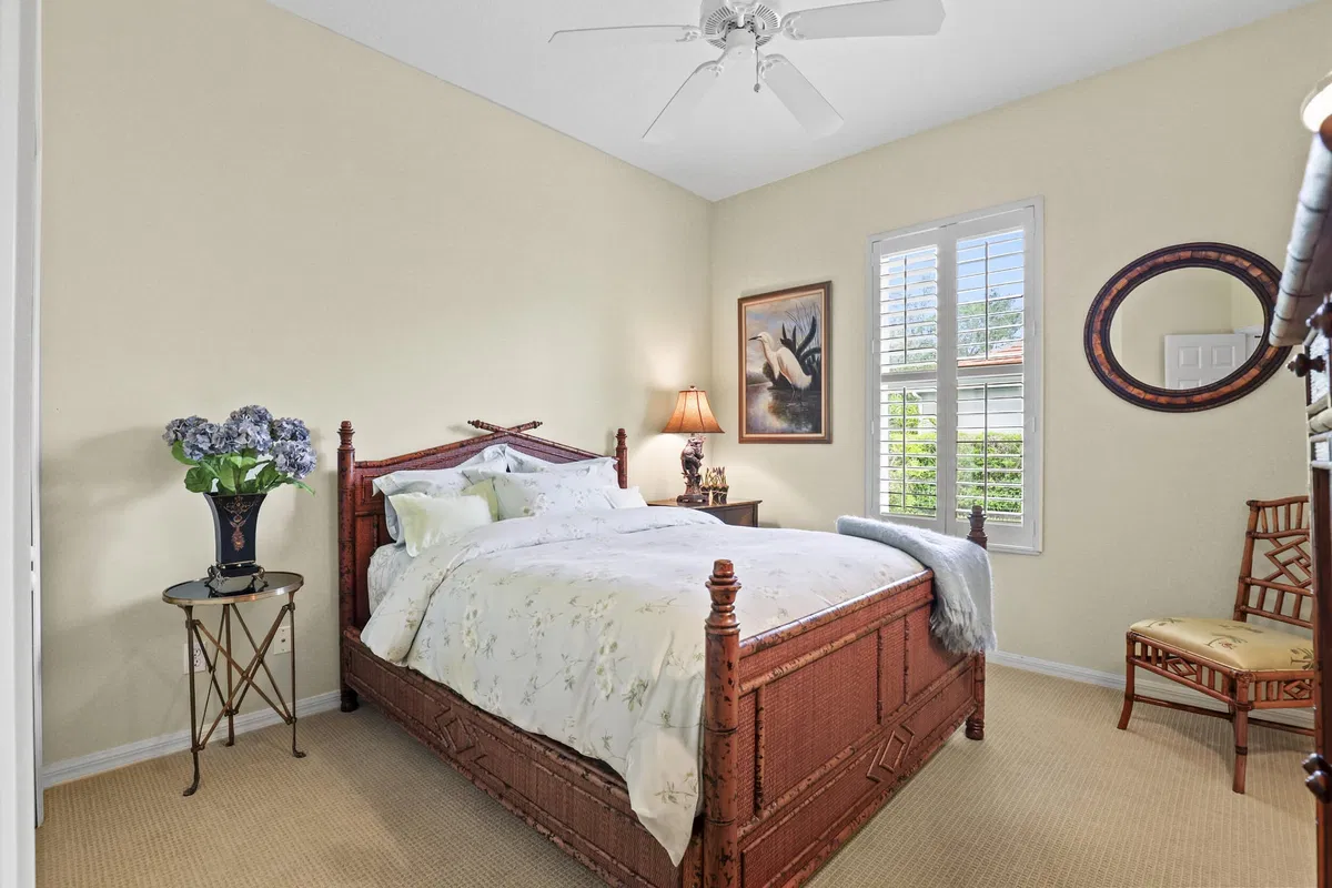 Monarch Country Club Residence photo 16