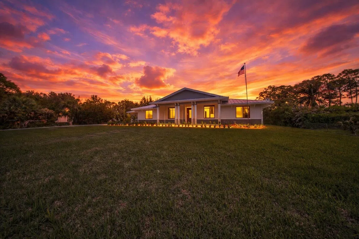 Residence photo 4