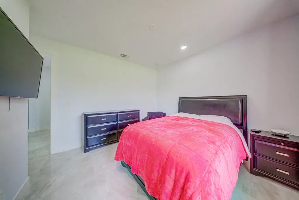 Residence photo 49