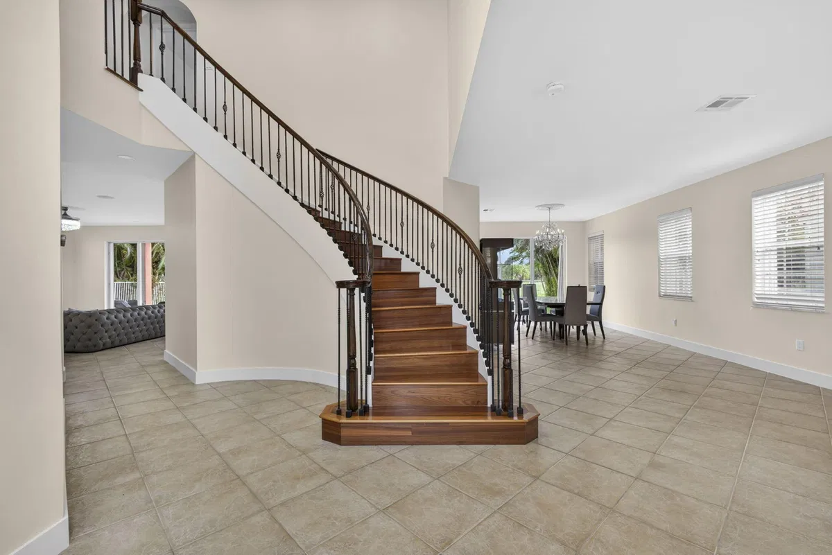 Residence photo 10