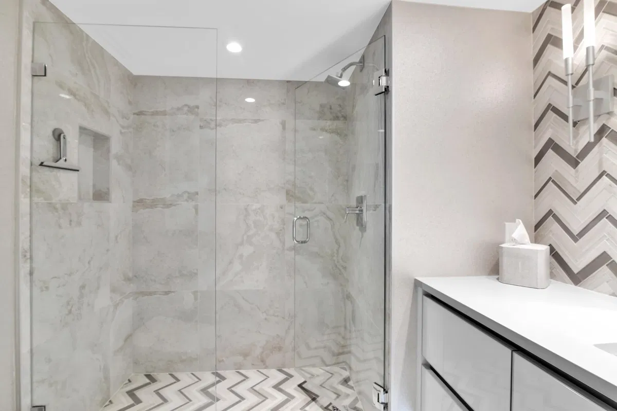 550 S Ocean Boca Unit 1004 photo 22