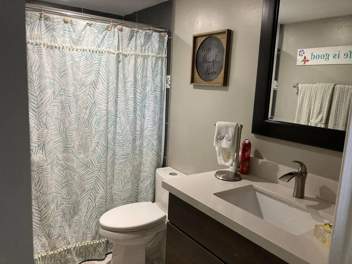 Unit 3203 photo 16