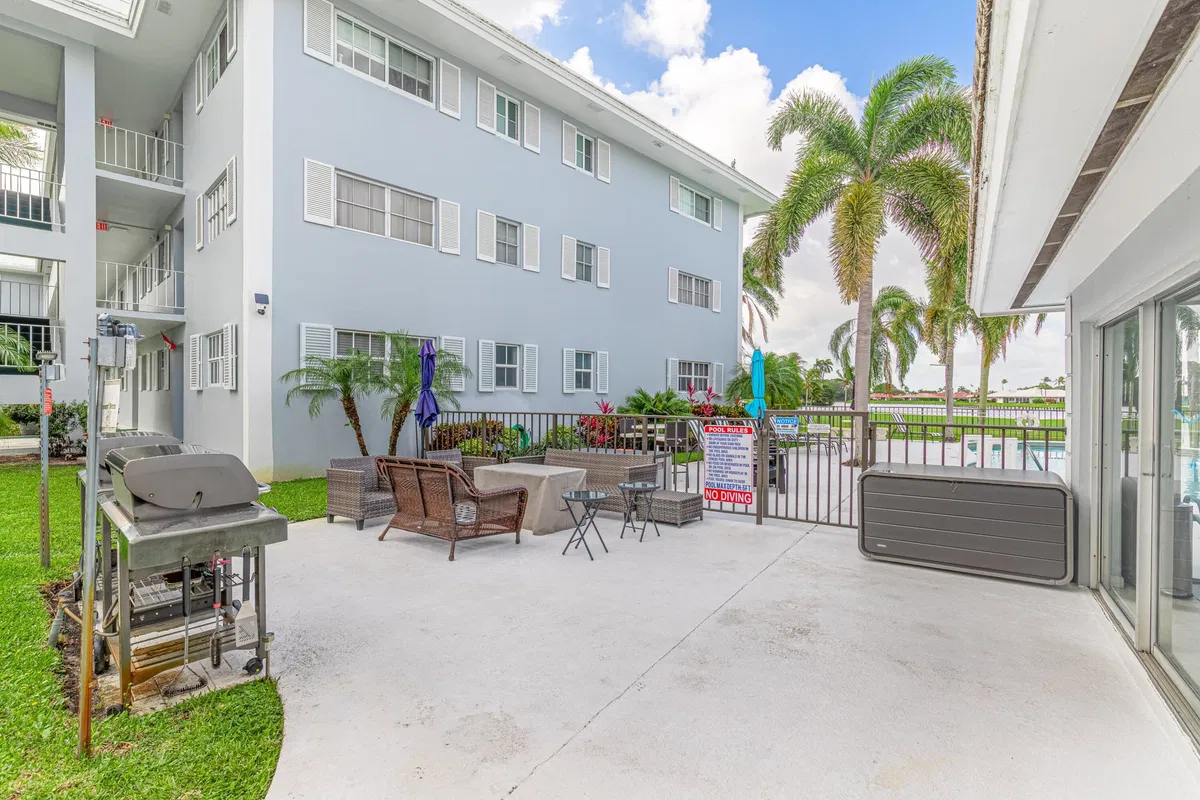 Unit 205 photo 31