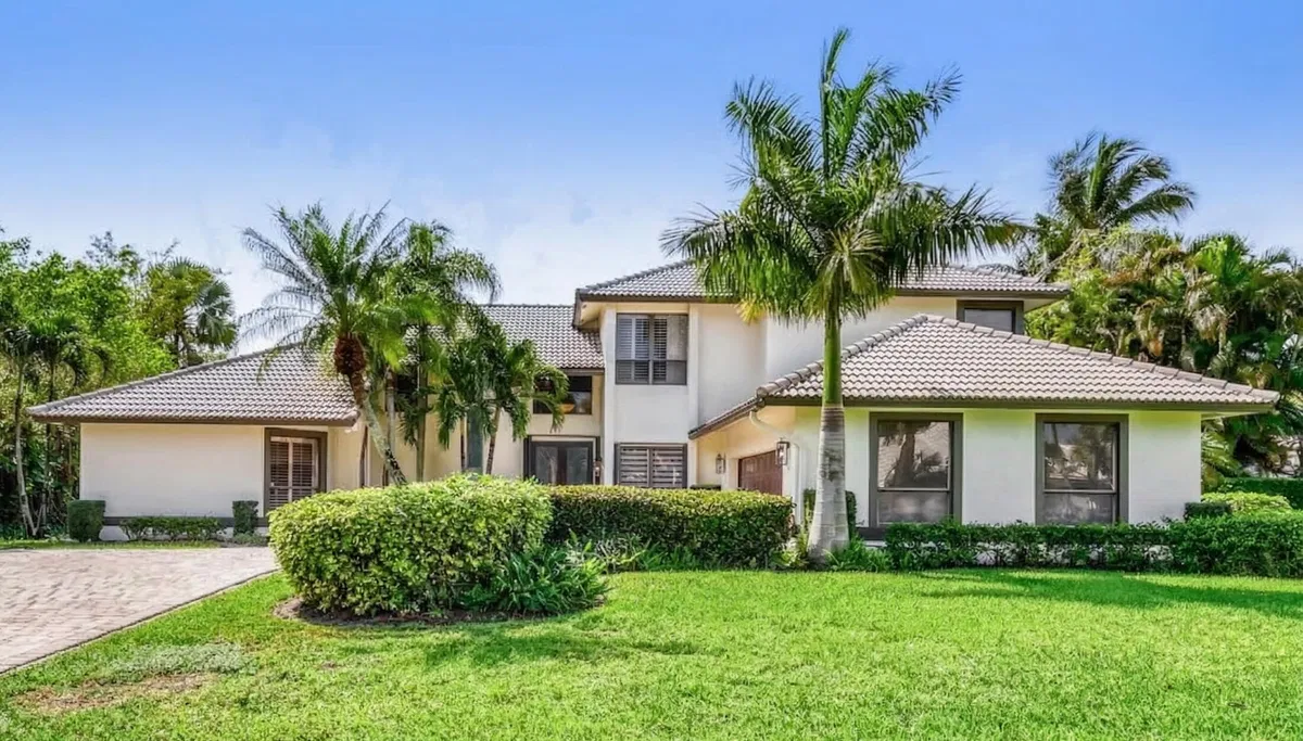 Pine Tree Golf Club Residence