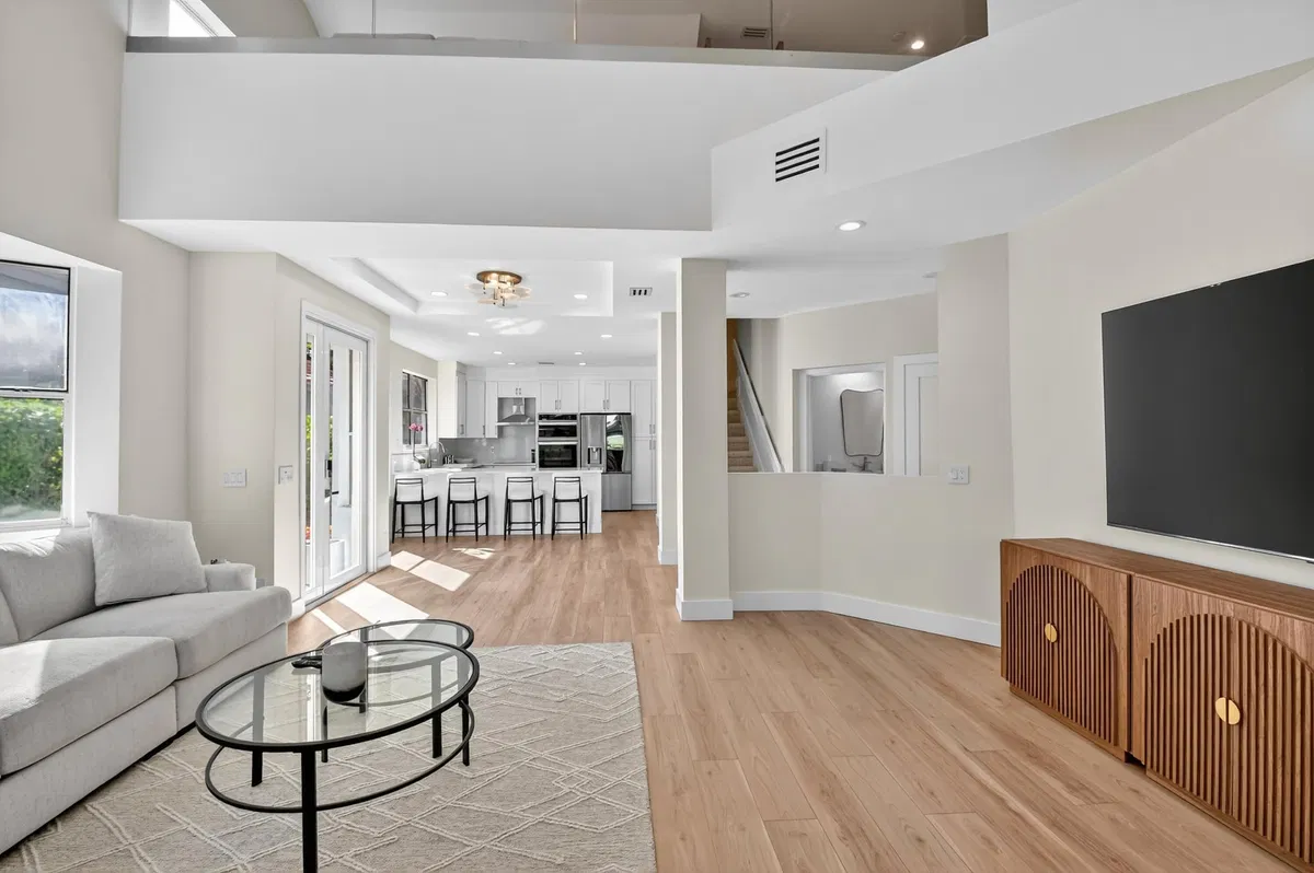 Residence photo 19