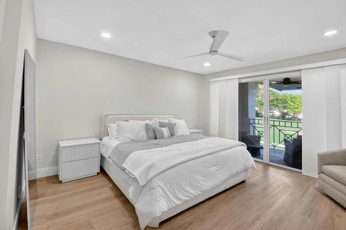 Residence photo 34