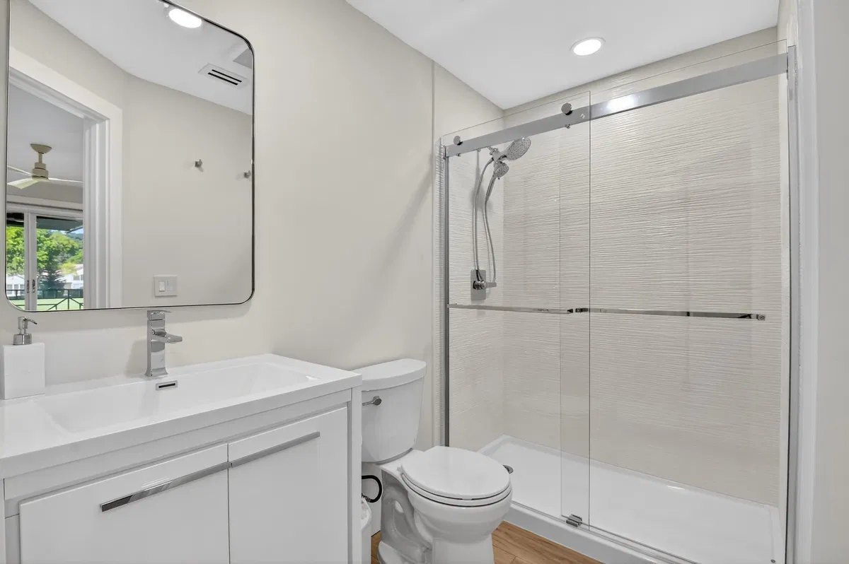 Residence photo 43