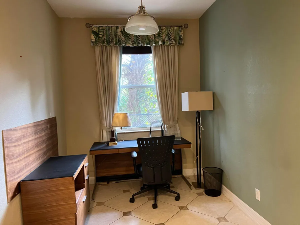 Unit 111 photo 13