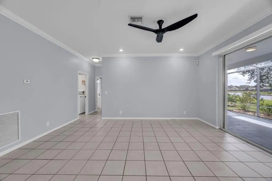 Residence photo 13
