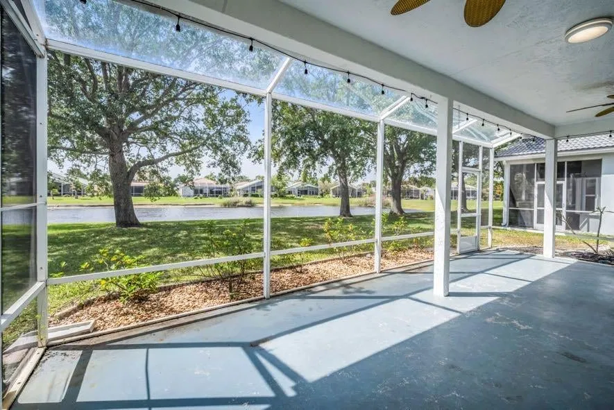 Residence photo 31