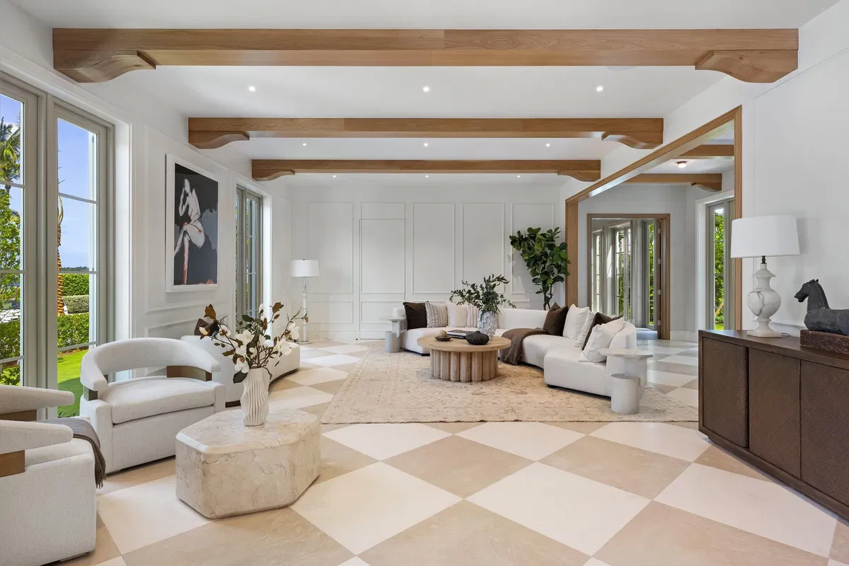 SoSo West Palm Beach Residence photo 25