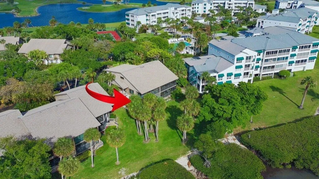 Unit 218 photo 10