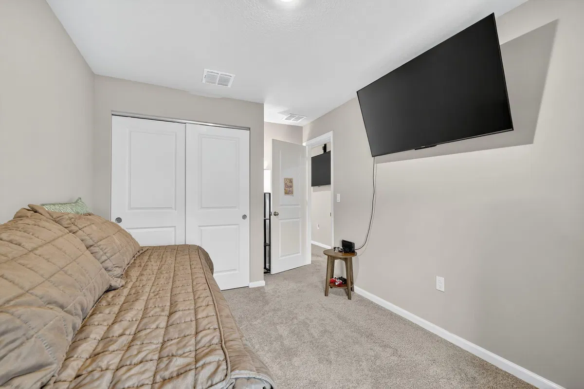 Residence photo 13