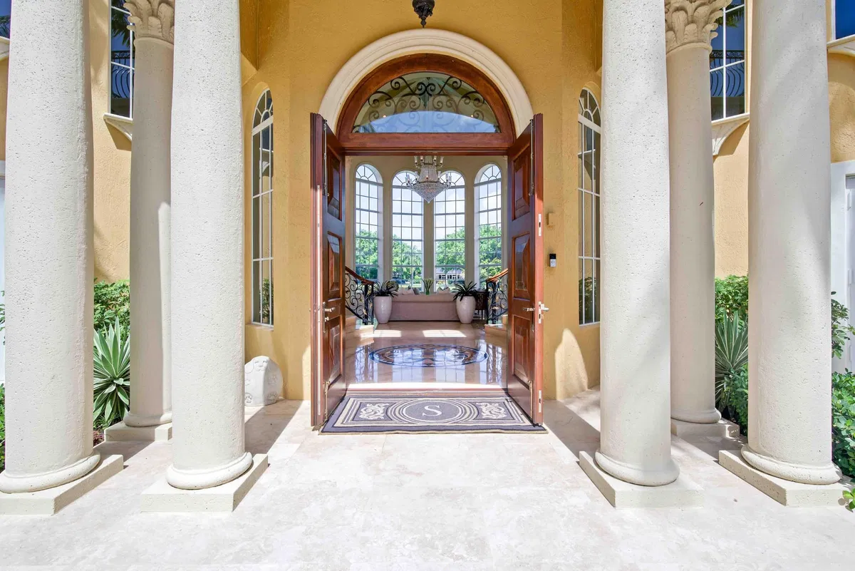 Residence photo 10