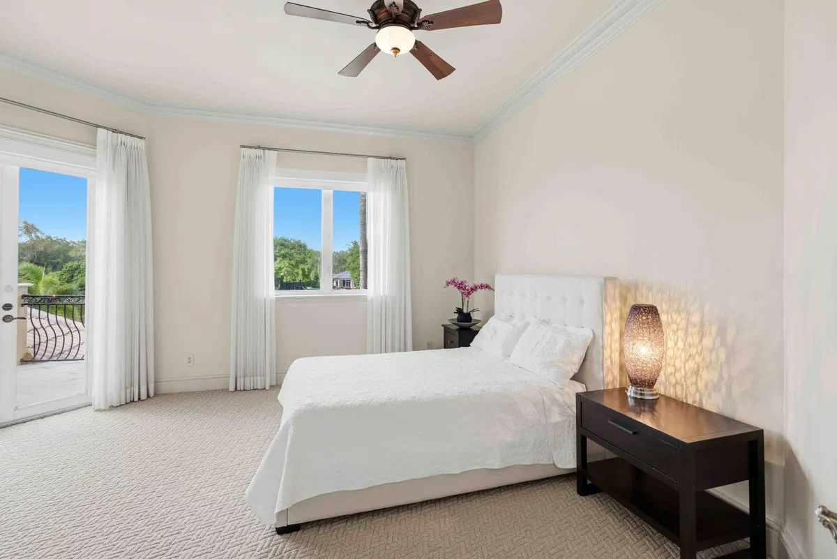 Residence photo 46