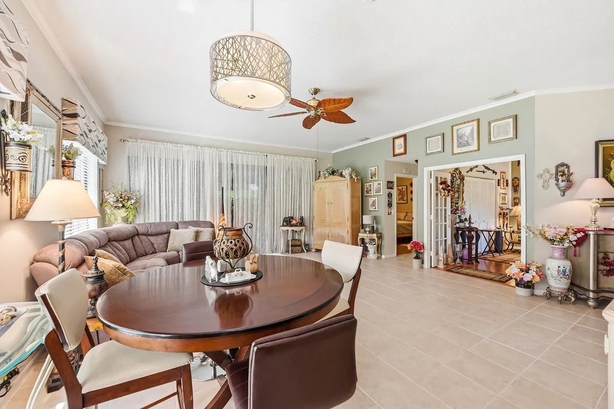  Residence photo 10