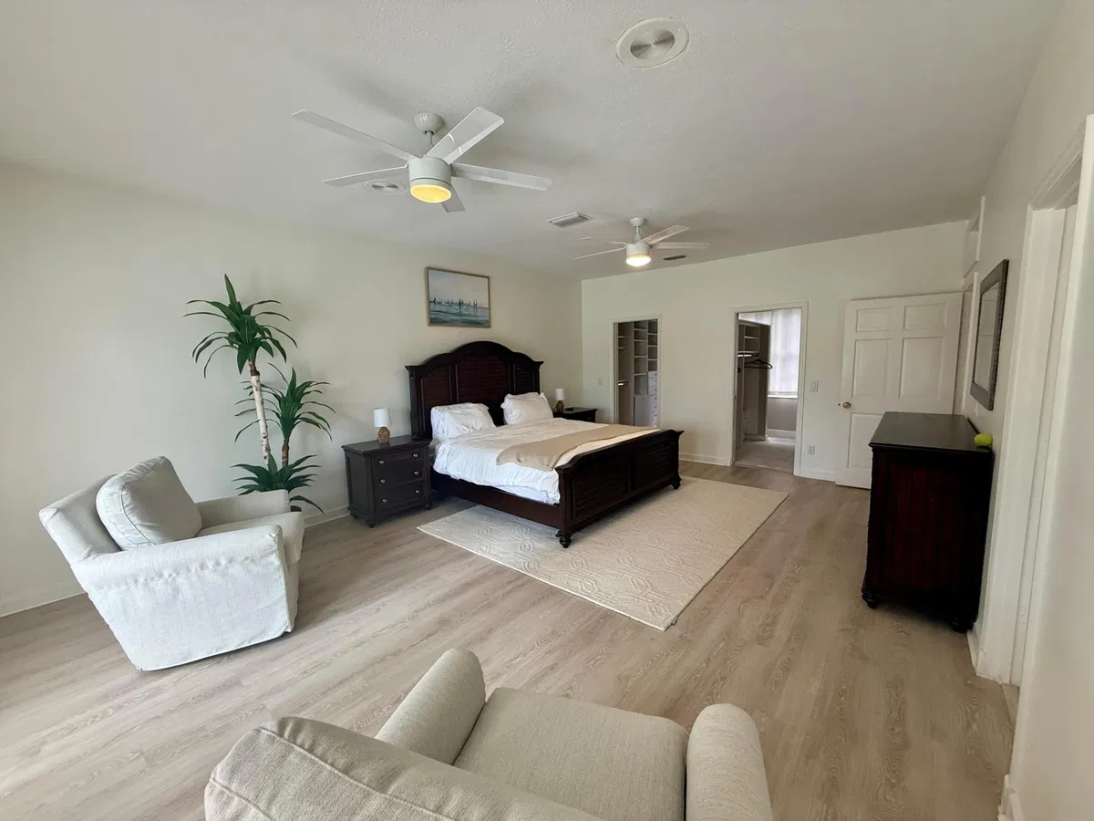 Residence photo 22