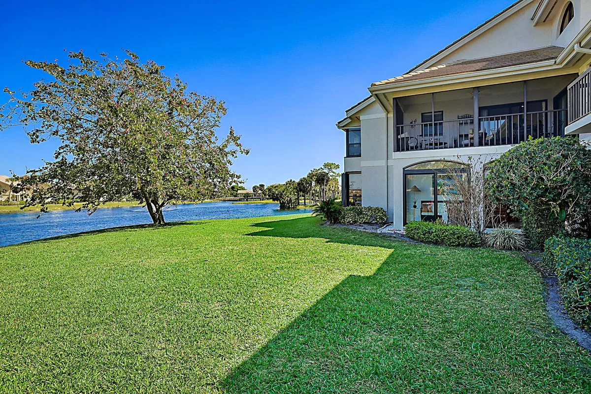 Jonathan's Landing Jupiter FL Unit 118 photo 37