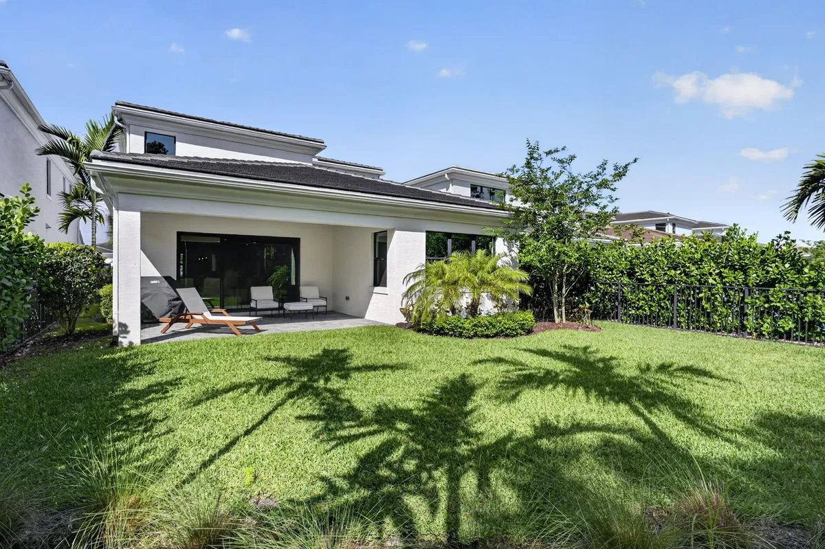 Artistry Palm Beach Gardens Residence photo 34