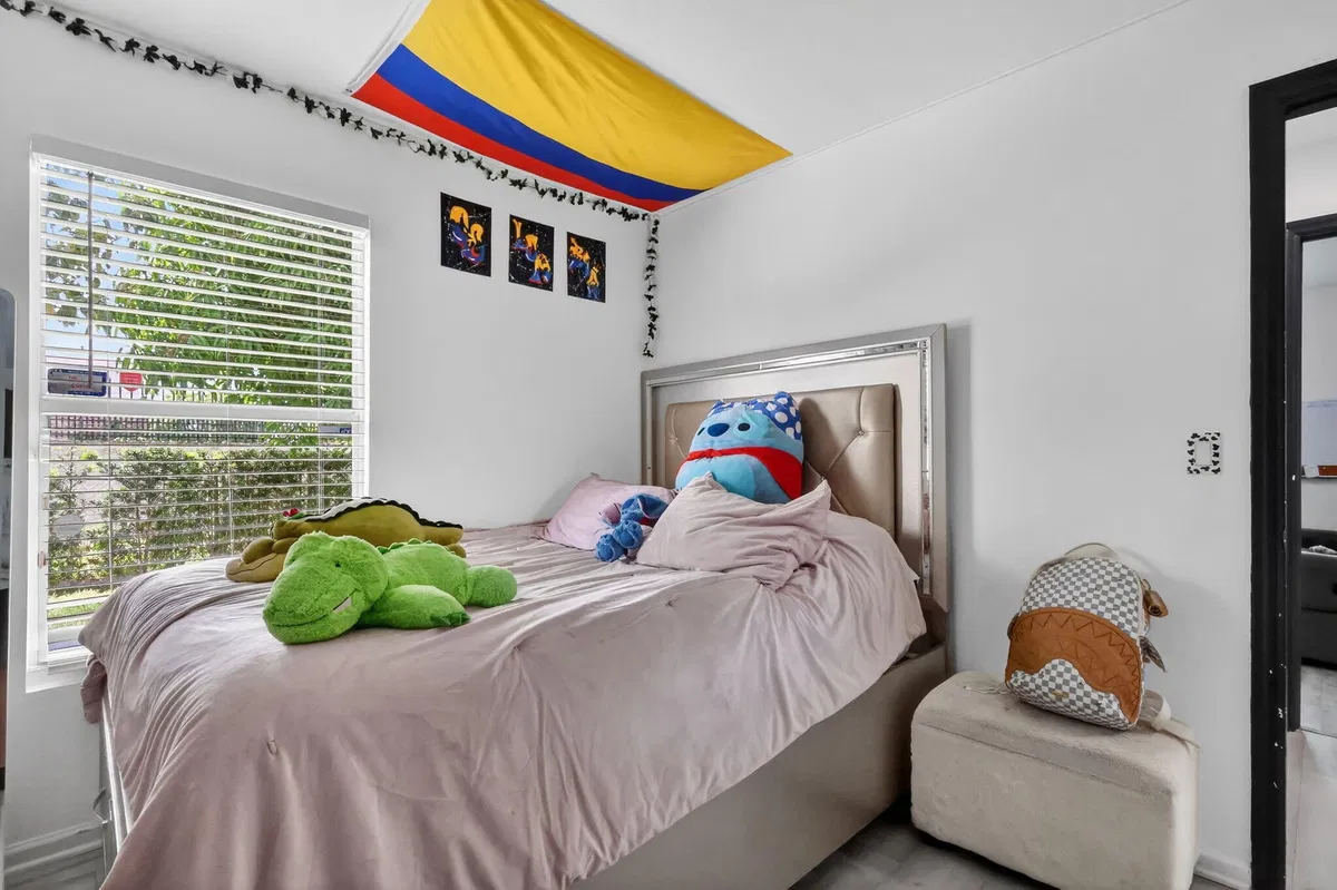 Residence photo 10