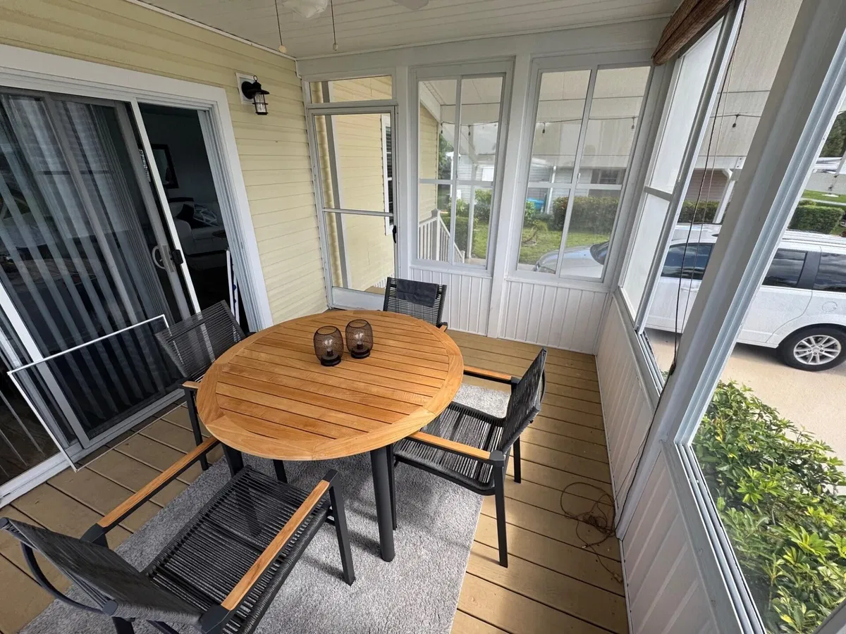  Residence photo 10