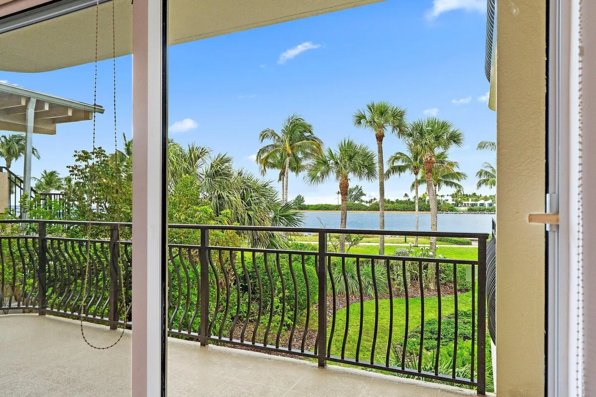 Singer Island Unit 101 photo 16