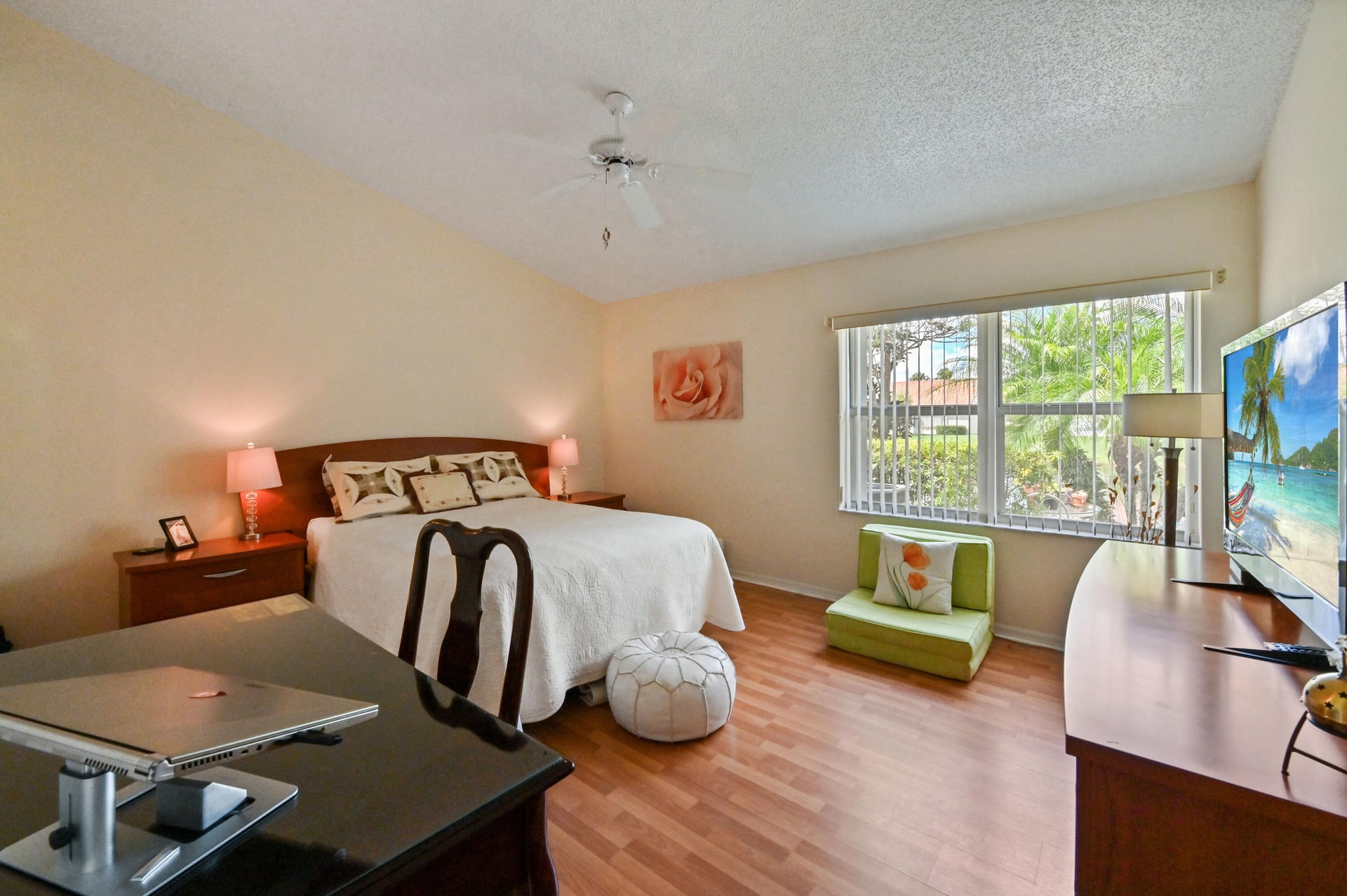 Residence photo 22