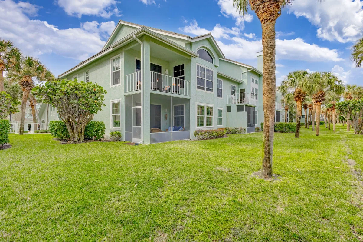 Residence photo 37