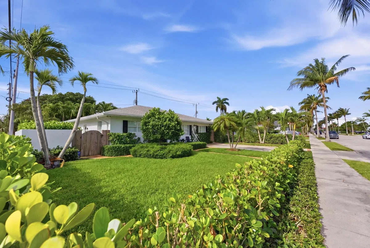 SoSo West Palm Beach Residence photo 4