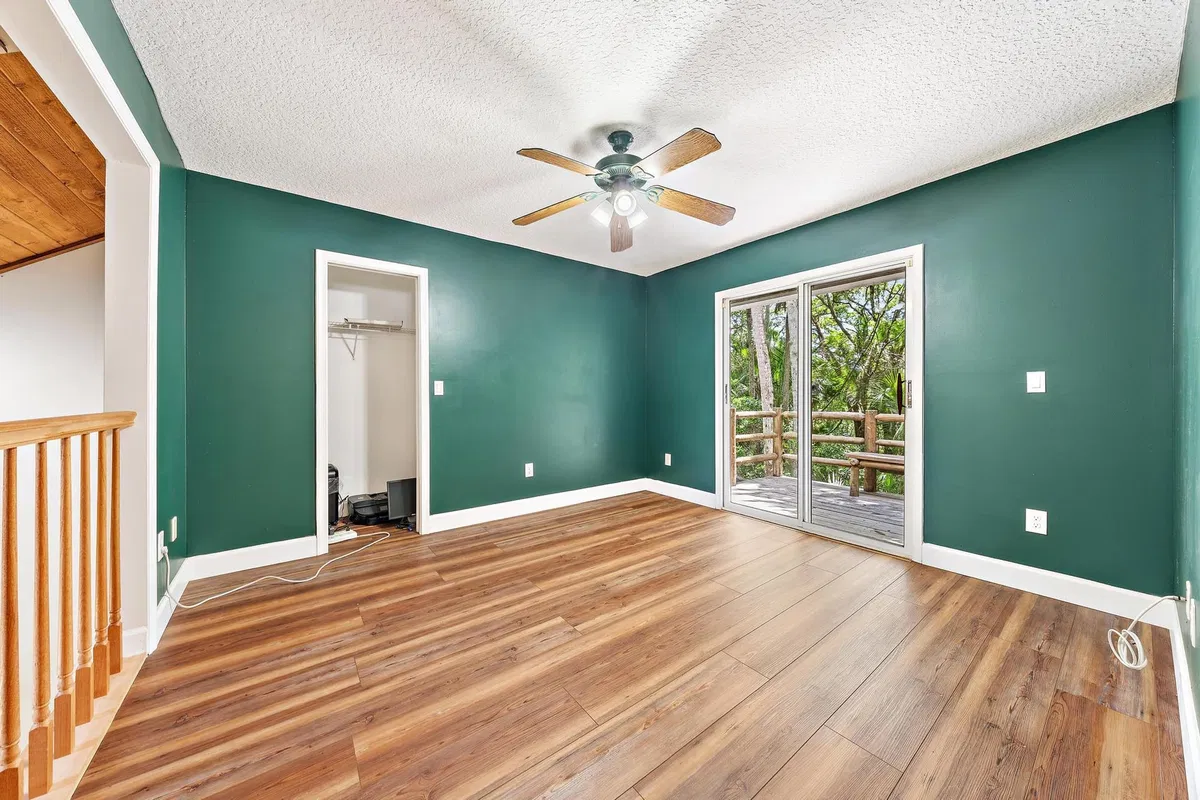  Residence photo 16
