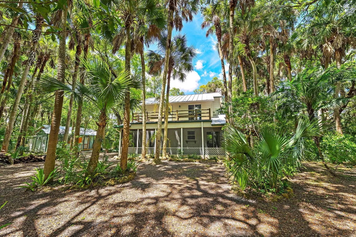  Residence photo 37