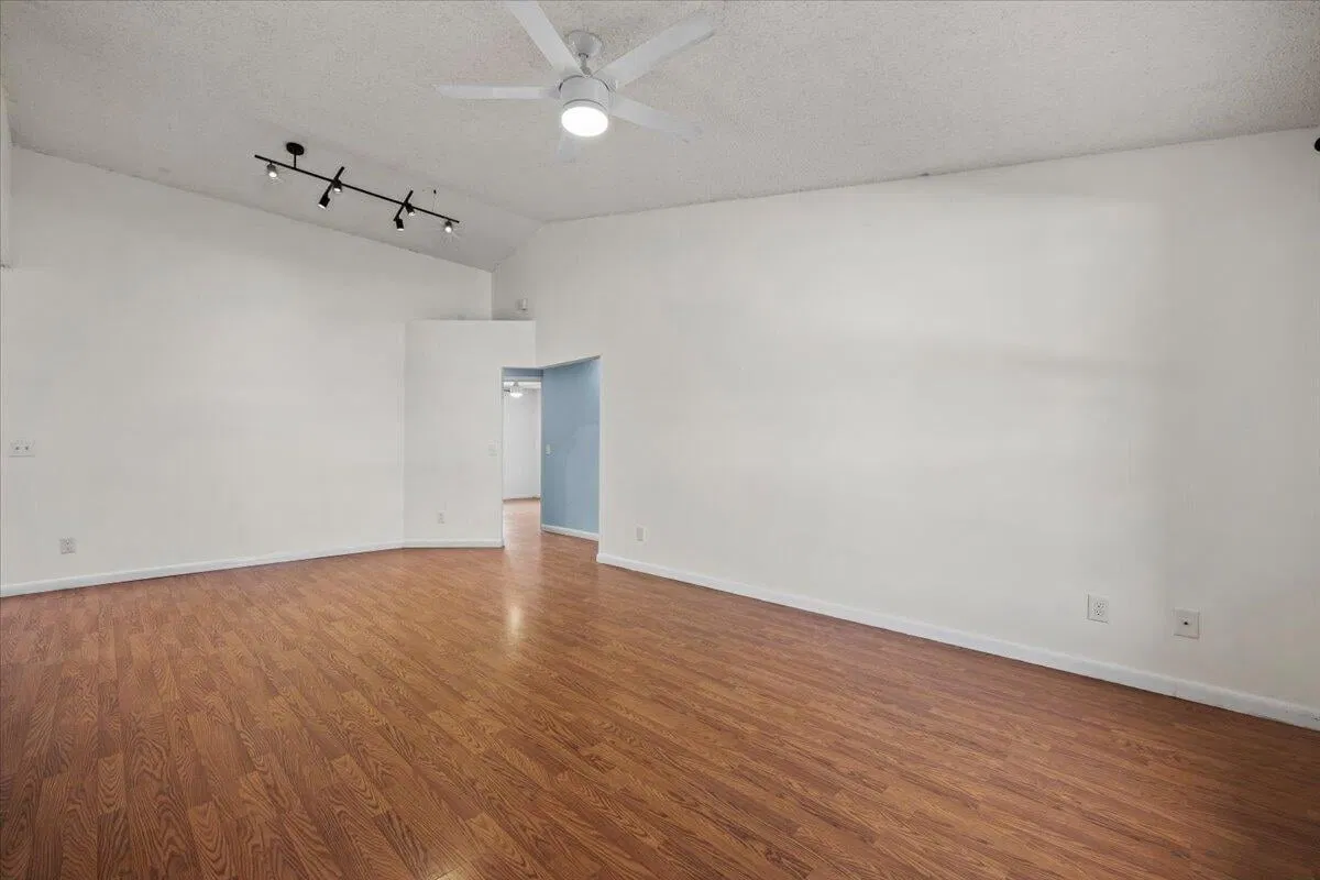 Mariner Sands Residence photo 16