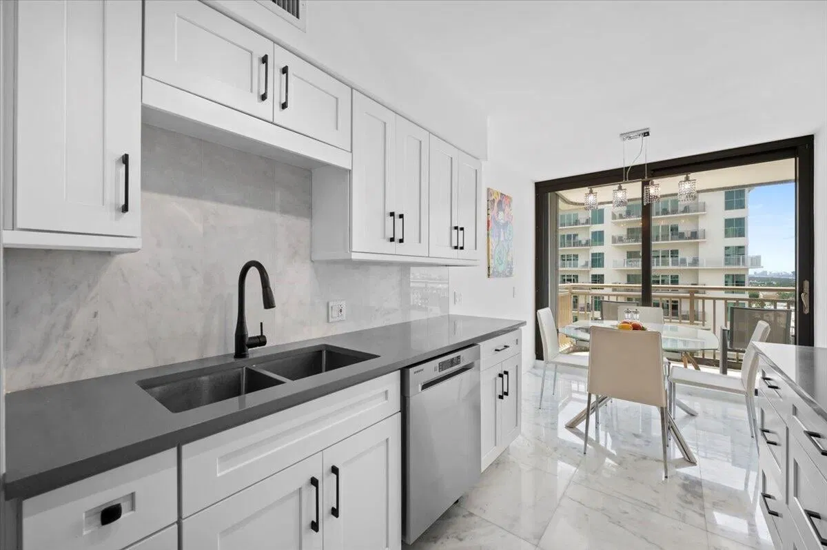 Singer Island Unit 1806 photo 10