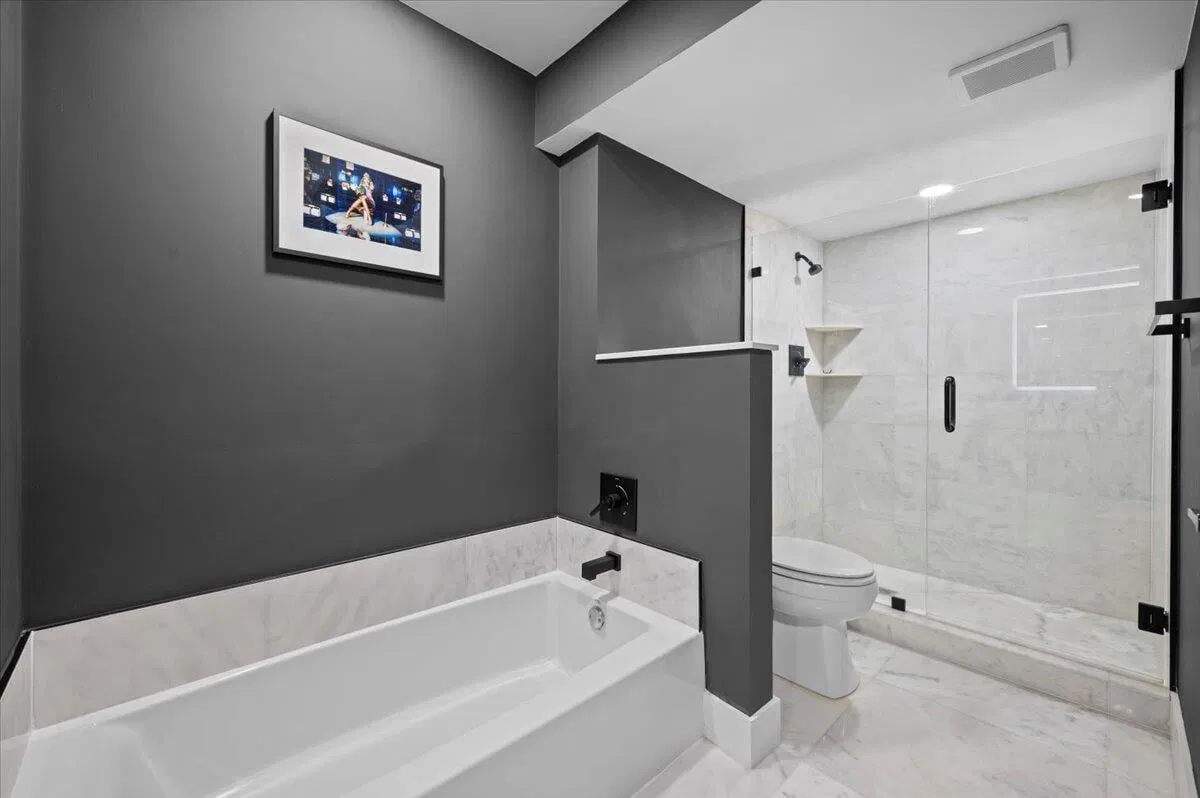 Singer Island Unit 1806 photo 13