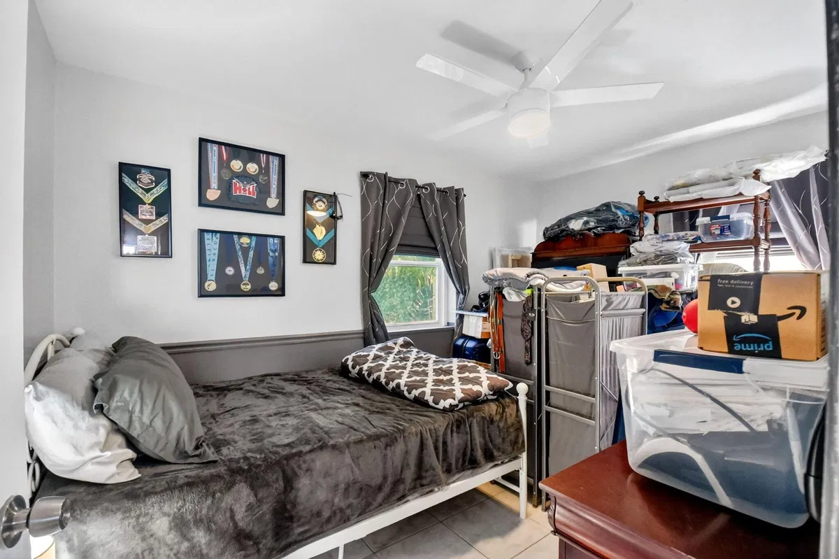 West Palm Beach Residence photo 19
