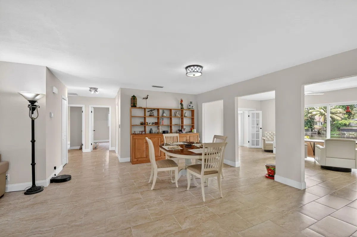 Residence photo 10