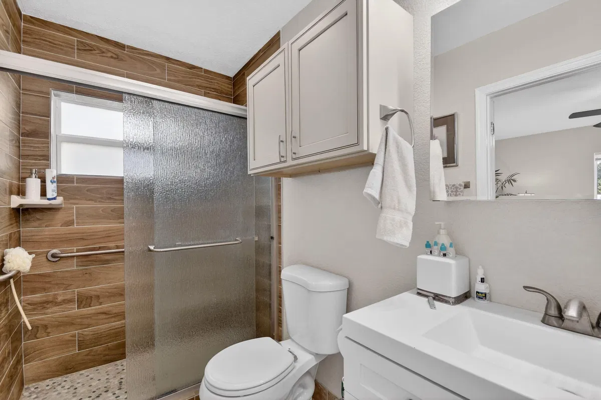 Residence photo 34