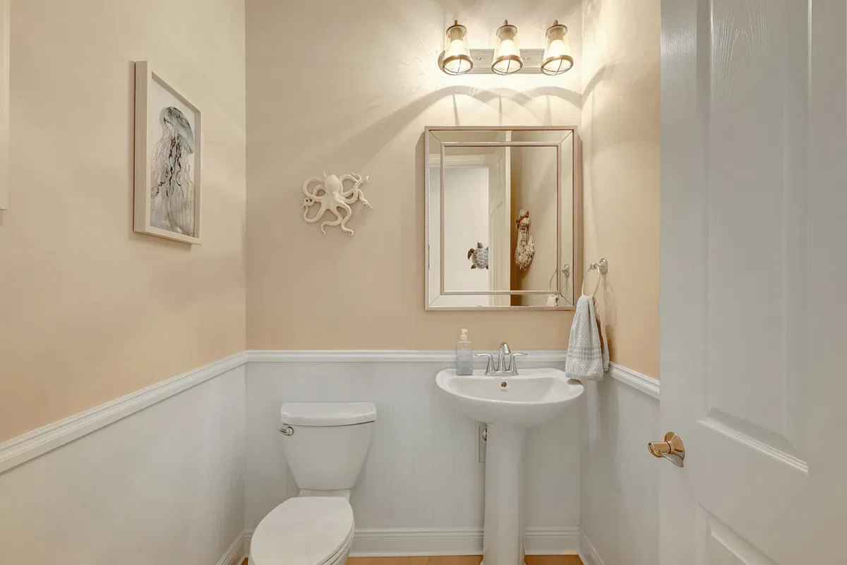 Residence photo 61