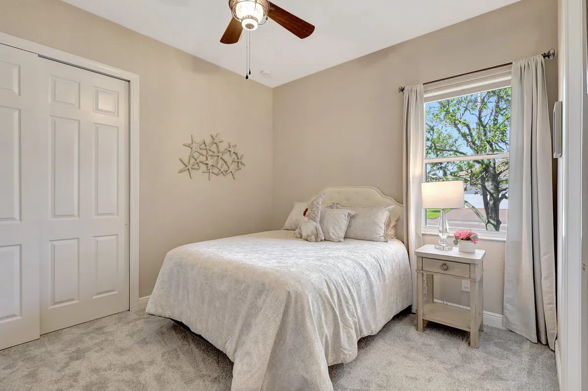 Residence photo 67
