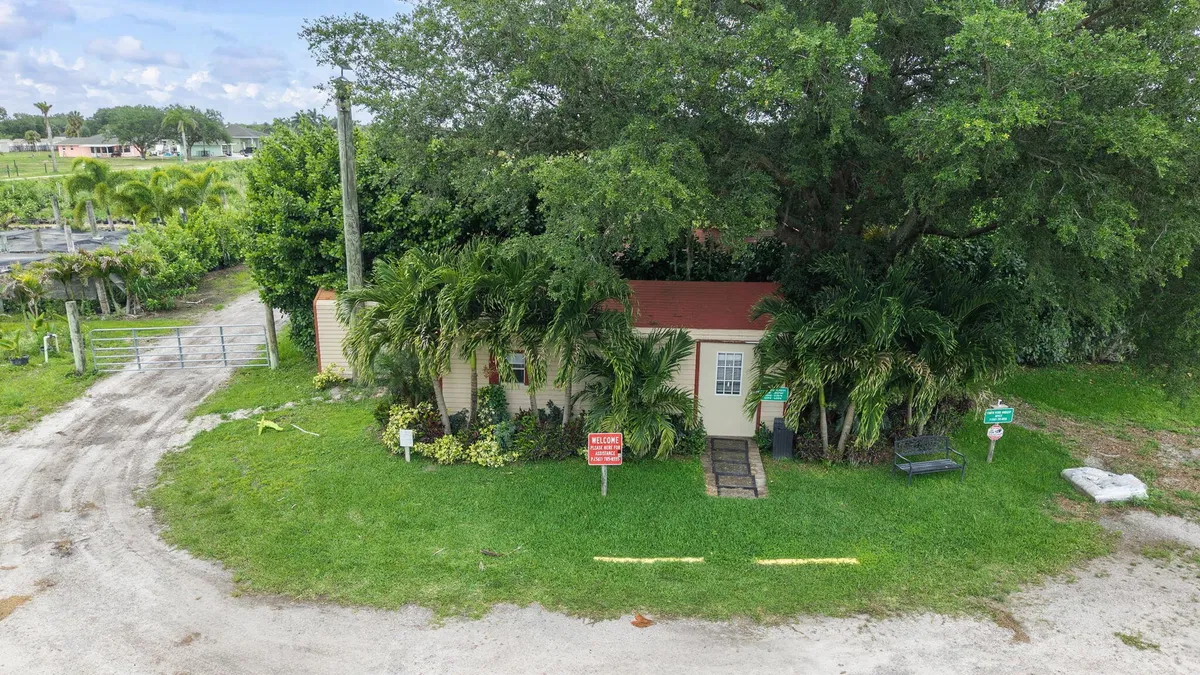 Residence photo 28