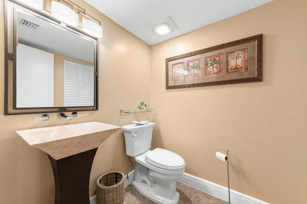 Unit Ph 601 photo 34