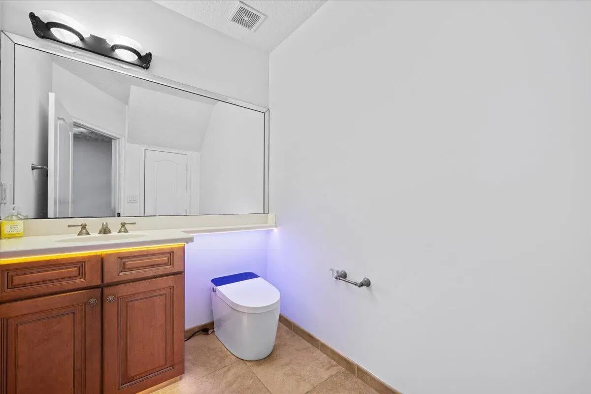 Residence photo 16