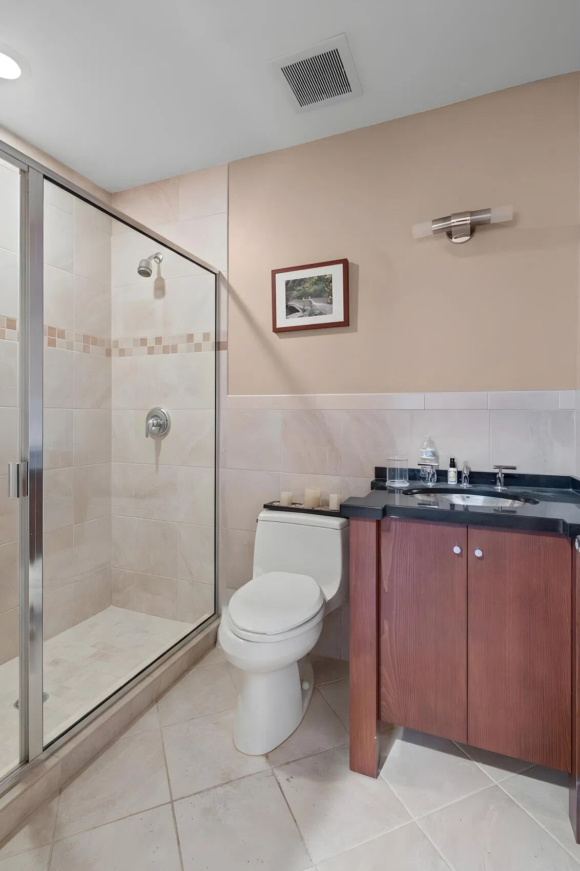 Residence photo 25