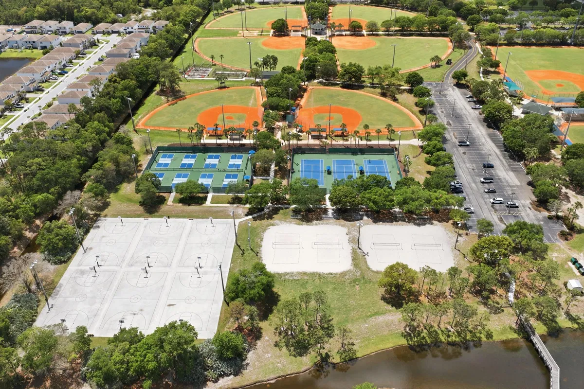 Rialto Jupiter Residence photo 37