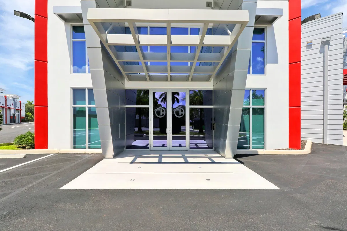 Unit 13 photo 4