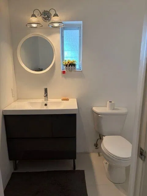Unit 205 photo 16
