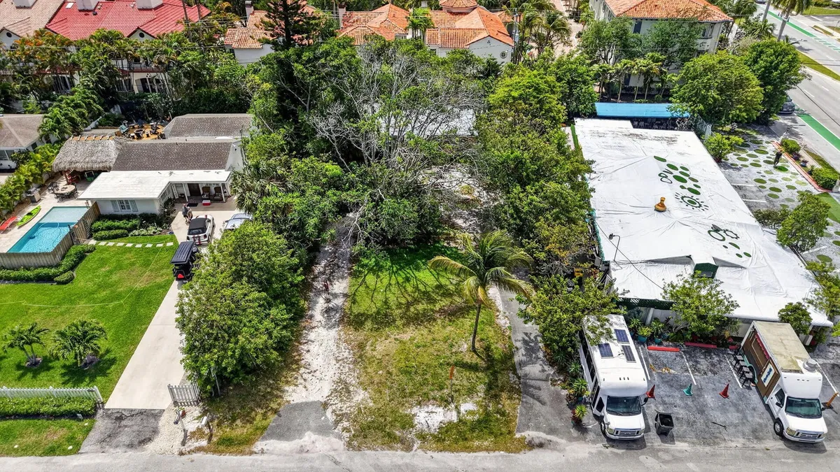 Palm Trail Delray Beach Residence photo 4