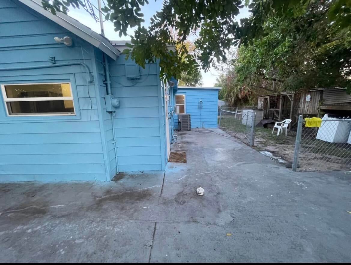  Residence photo 16