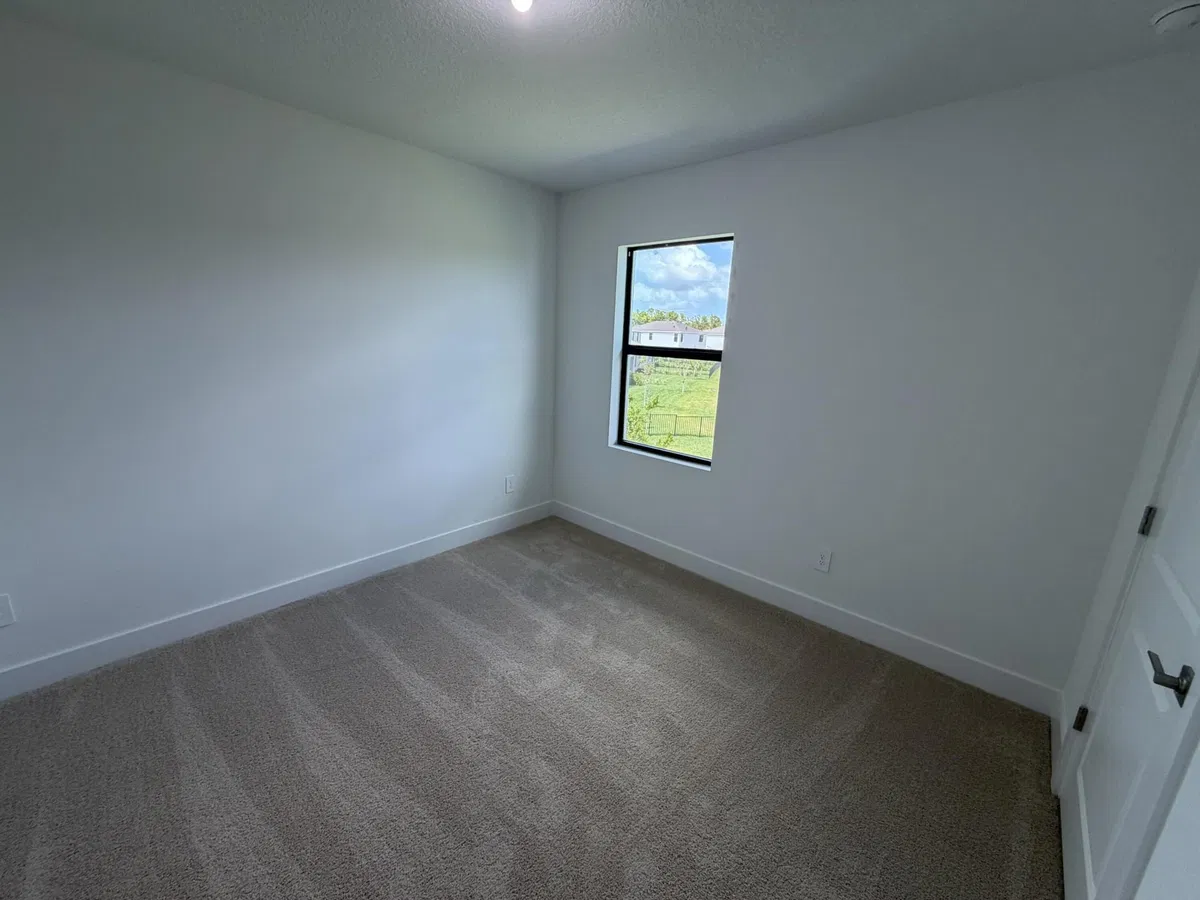 Residence photo 7