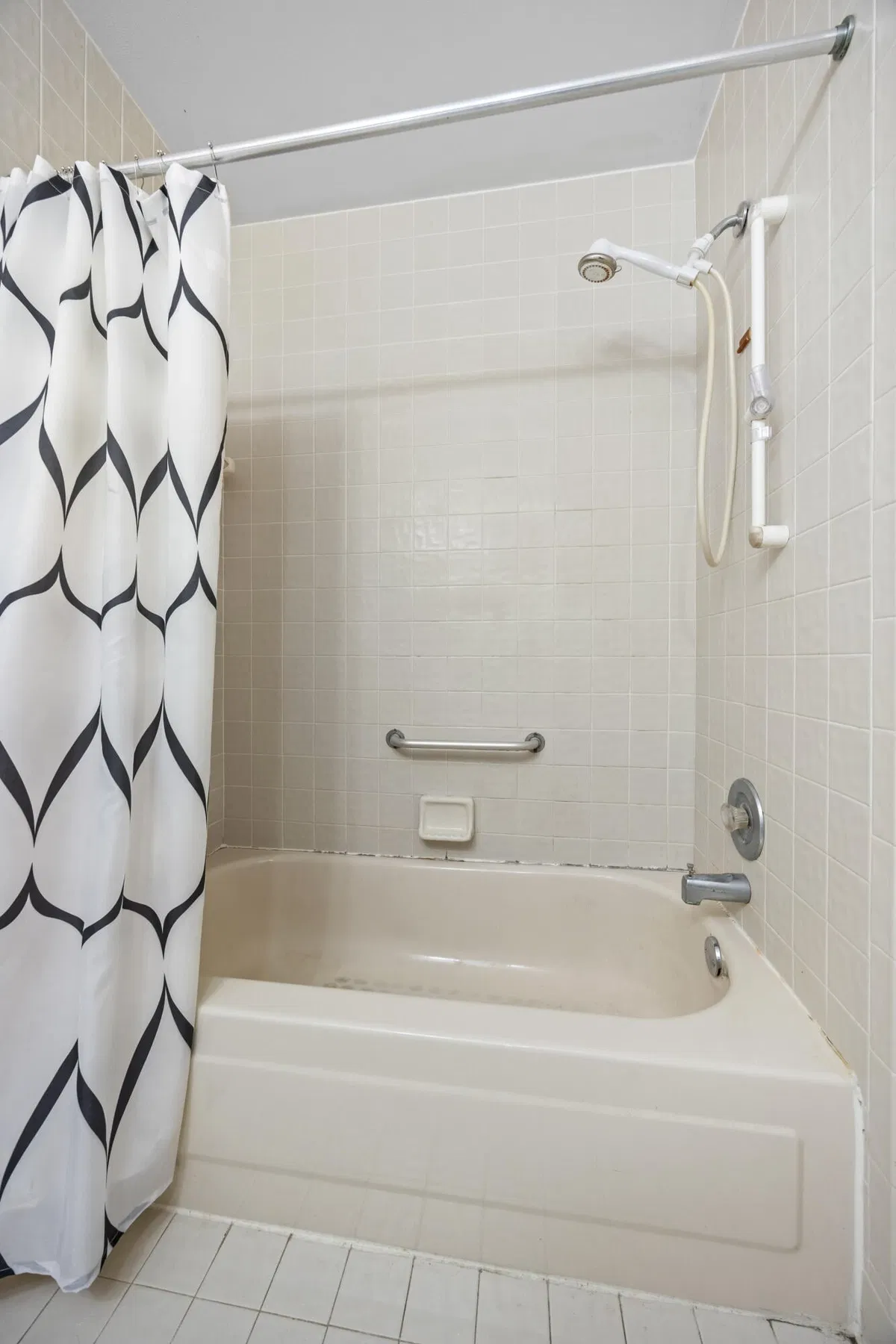  Unit 1601 photo 16